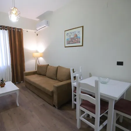 아파트 D1 Apartment's *
